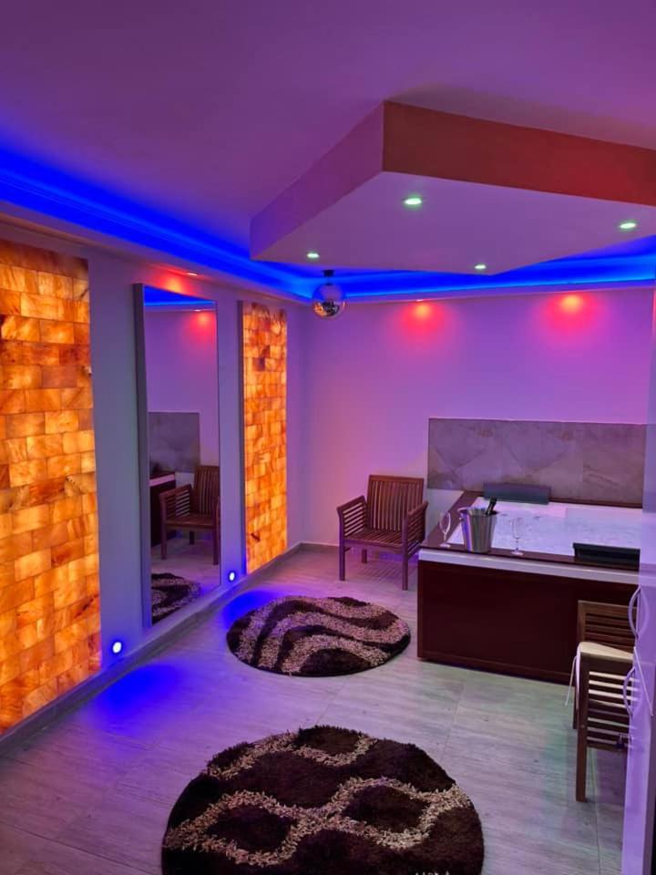 סיביו Regim Hotel Hanea Jacuzzi In Camera,Piscina Exterioara Si Sauna Comuna מראה חיצוני תמונה